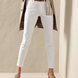 Banana Republic 27P Mid Rise White Jeans